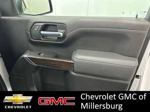 Used 2022 GMC Sierra 1500 Elevation w/ LPO, Elevation Black Package image 30