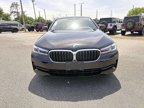 Used 2023 BMW 530i xDrive w/ Premium Package AWD/4WD image 8