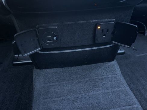 Used 2022 Lincoln Aviator Reserve w/ Elements Package Plus image 15