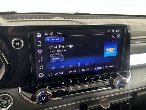 Used 2023 Chevrolet Colorado LT w/ LT Convenience Package II AWD/4WD image 16