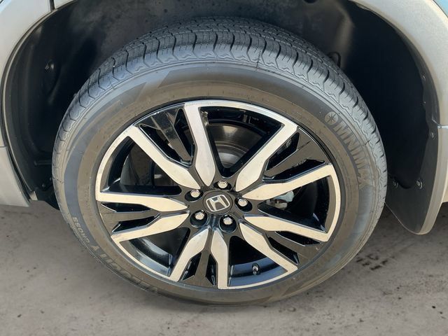Used 2021 Honda Pilot Touring image 9