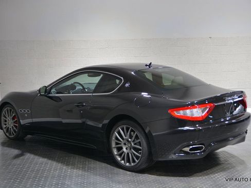 Used 2011 Maserati GranTurismo S image 11