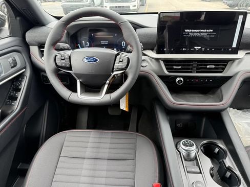 New 2026 Ford Explorer ST-Line w/ ST-Line Street Pack AWD/4WD image 12