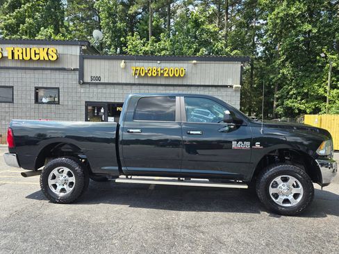 Used 2017 RAM 2500 Big Horn AWD/4WD image 9