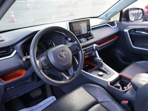 Used 2019 Toyota RAV4 Adventure AWD/4WD image 8