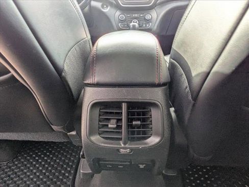 Used 2020 Jeep Cherokee Trailhawk w/ Cold Weather Group image 13