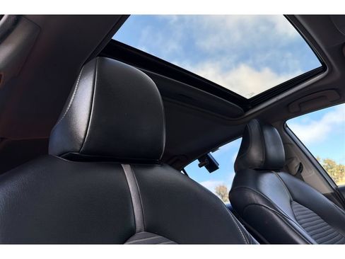 Used 2019 Toyota Camry SE FWD image 17