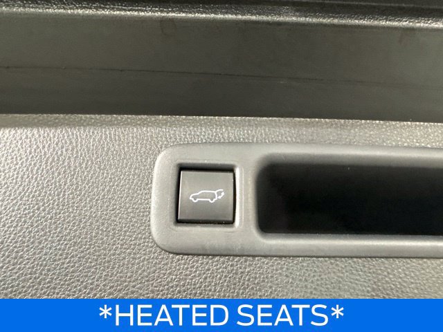 Used 2022 Toyota Highlander XLE AWD/4WD image 14