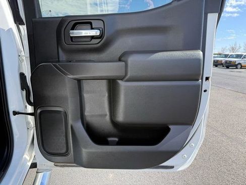 Used 2019 Chevrolet Silverado 1500 LT w/ All-Star Edition image 33