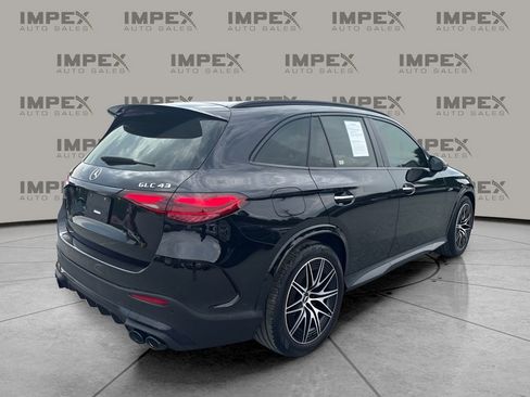 Used 2024 Mercedes-Benz GLC 43 AMG 4MATIC w/ Driver Assistance Package image 5