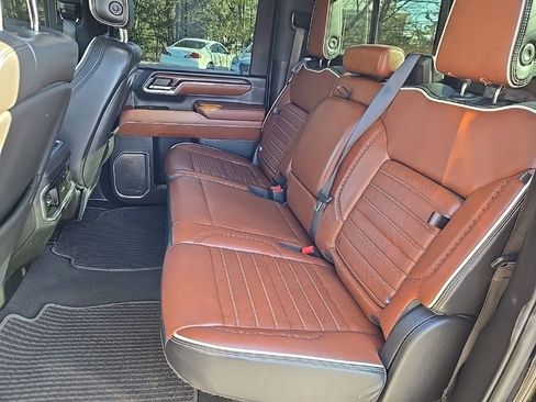 Used 2024 GMC Sierra 2500 Denali Ultimate image 52