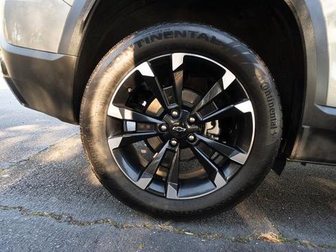 Used 2025 Chevrolet Equinox RS w/ Safety and Technology Package image 42