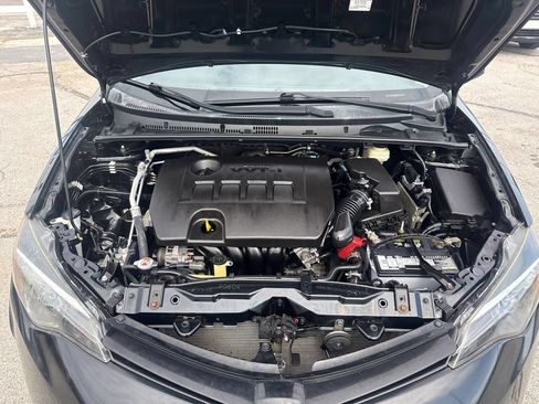 Used 2017 Toyota Corolla LE FWD image 19