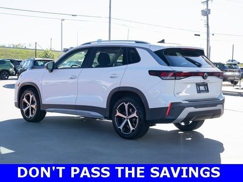 New 2025 Volkswagen Tiguan SE image 4