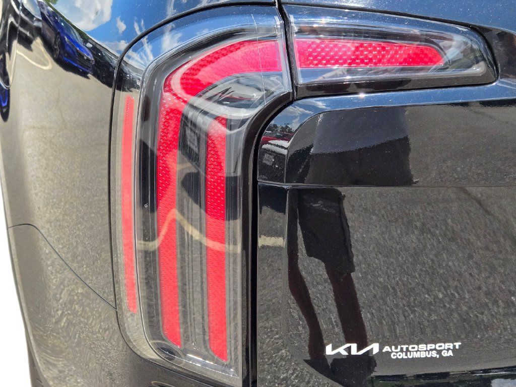 Certified 2025 Kia Telluride SX Prestige X-Pro AWD/4WD image 11
