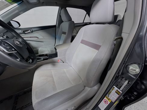 Used 2012 Toyota Camry XLE image 15
