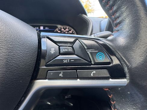 Used 2023 Nissan Altima 2.0 SR FWD image 14