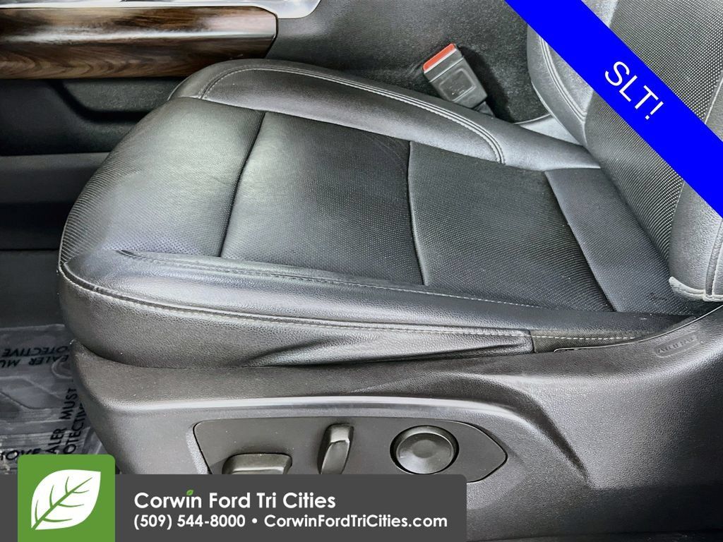 Used 2023 GMC Sierra 1500 SLT w/ SLT Convenience Package AWD/4WD image 22