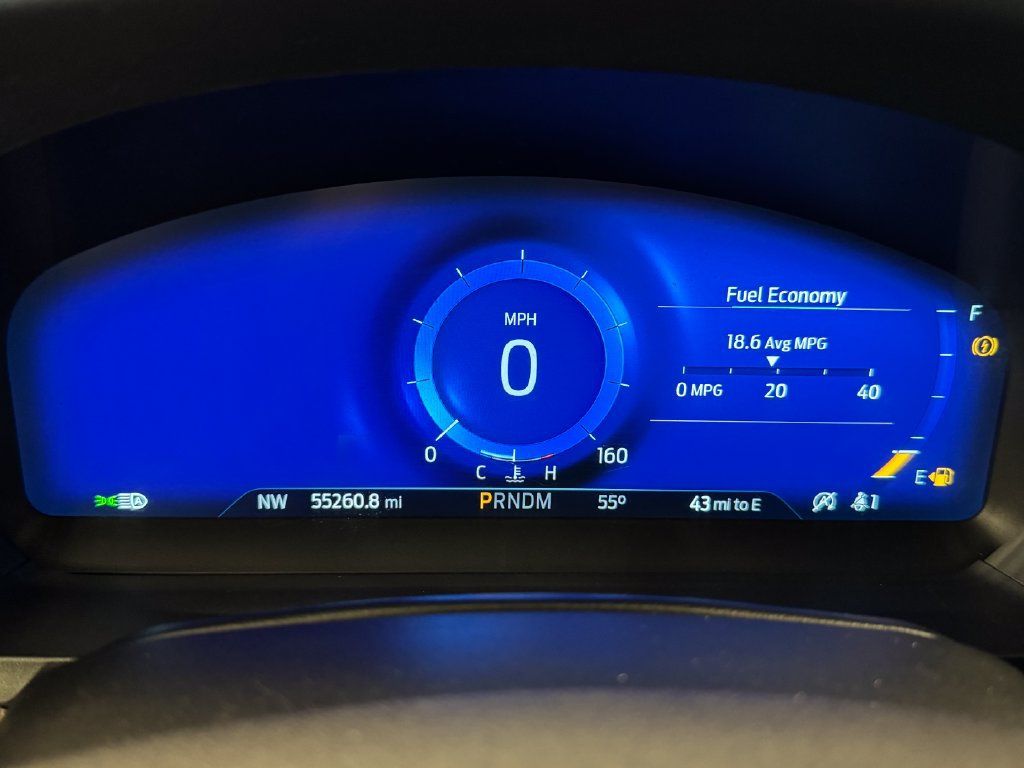 Used 2020 Ford Explorer Platinum w/ Premium Technology Package AWD/4WD image 10