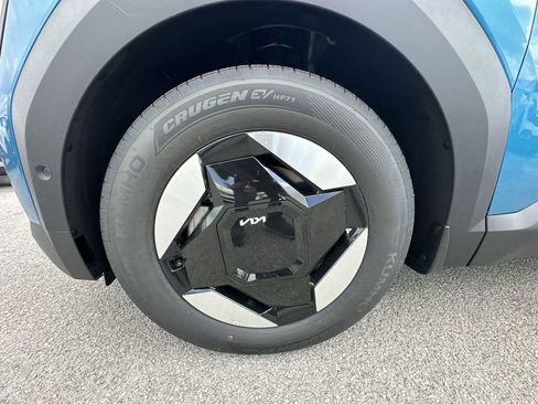 New 2026 Kia EV9 Wind AWD/4WD image 10