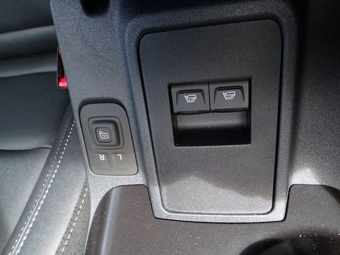 New 2025 Ford Bronco Badlands image 23