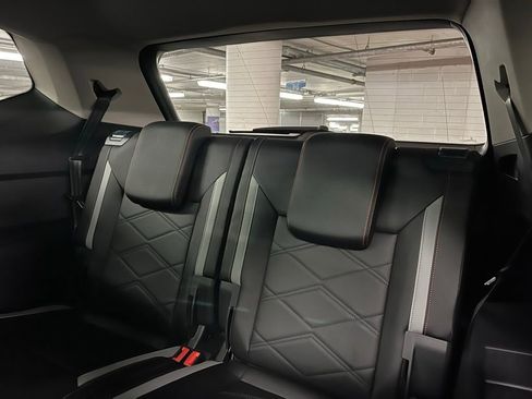 New 2026 Volkswagen Atlas Peak Edition AWD/4WD image 23