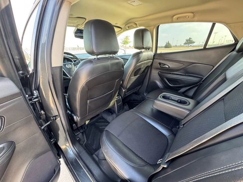 Used 2018 Buick Encore Preferred image 27