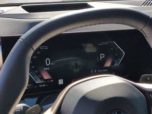 Used 2025 BMW X3 xDrive30i w/ Premium Package image 11