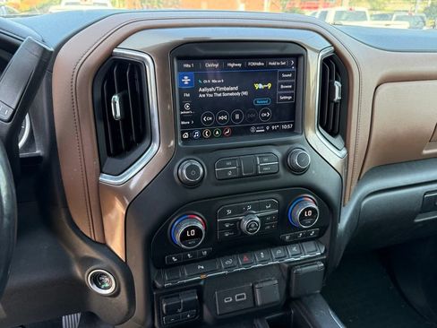 Used 2022 Chevrolet Silverado 1500 High Country w/ LPO, Dark Essentials Package AWD/4WD image 20