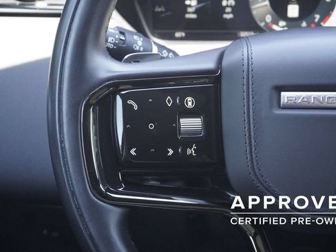 Used 2025 Land Rover Range Rover Velar Dynamic SE AWD/4WD image 12