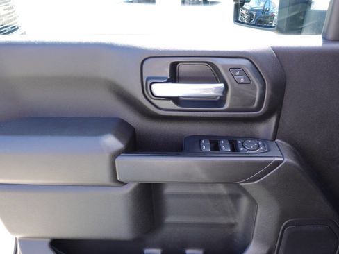 Used 2024 Chevrolet Silverado 2500 Custom w/ Custom Value Package AWD/4WD image 14
