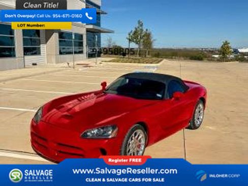 Used 2004 Dodge Viper SRT-10 image 3