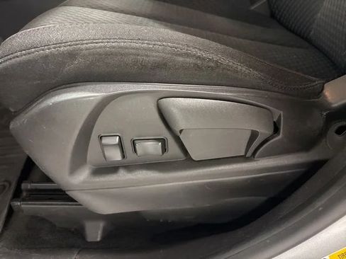 Used 2014 Chevrolet Equinox LS AWD/4WD image 9