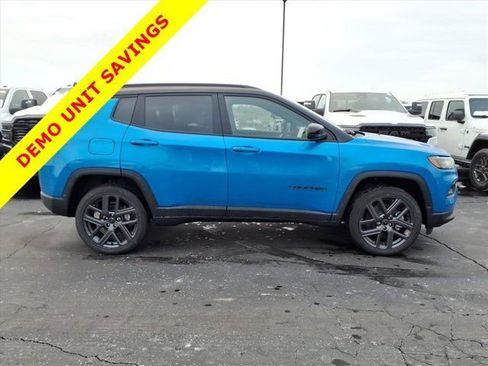 New 2026 Jeep Compass Limited AWD/4WD image 17