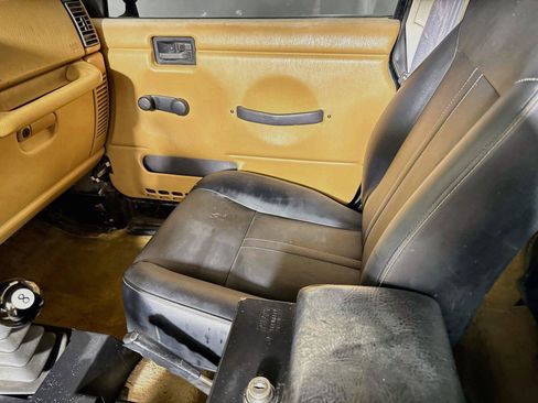 Used 1997 Jeep Wrangler SE AWD/4WD image 17