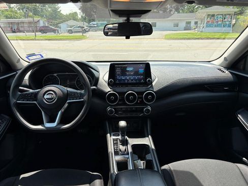 Used 2024 Nissan Sentra SV FWD image 6
