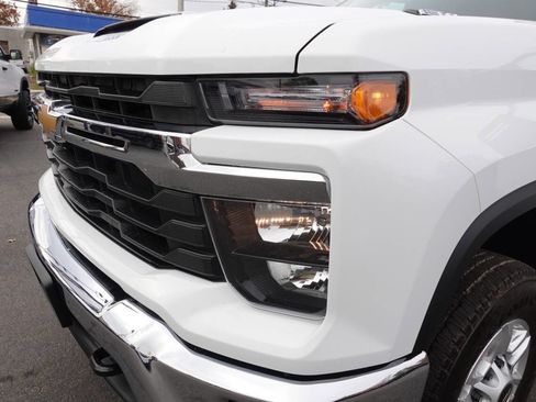 Used 2024 Chevrolet Silverado 2500 LT w/ All Star Edition image 59