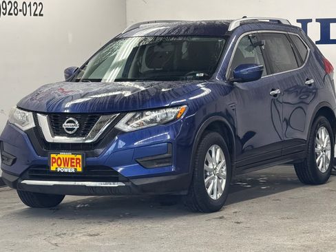 Used 2017 Nissan Rogue SV image 7