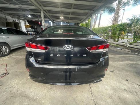 Used 2018 Hyundai Sonata SE w/ Cargo Package FWD image 16