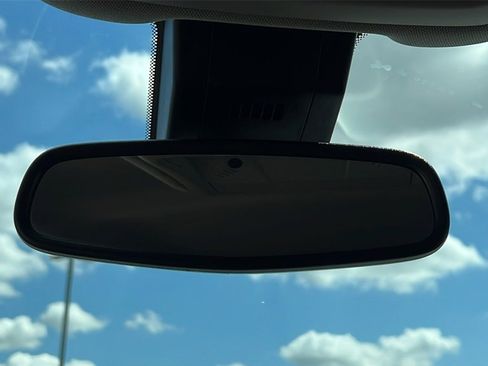 Used 2020 GMC Terrain SLE image 22