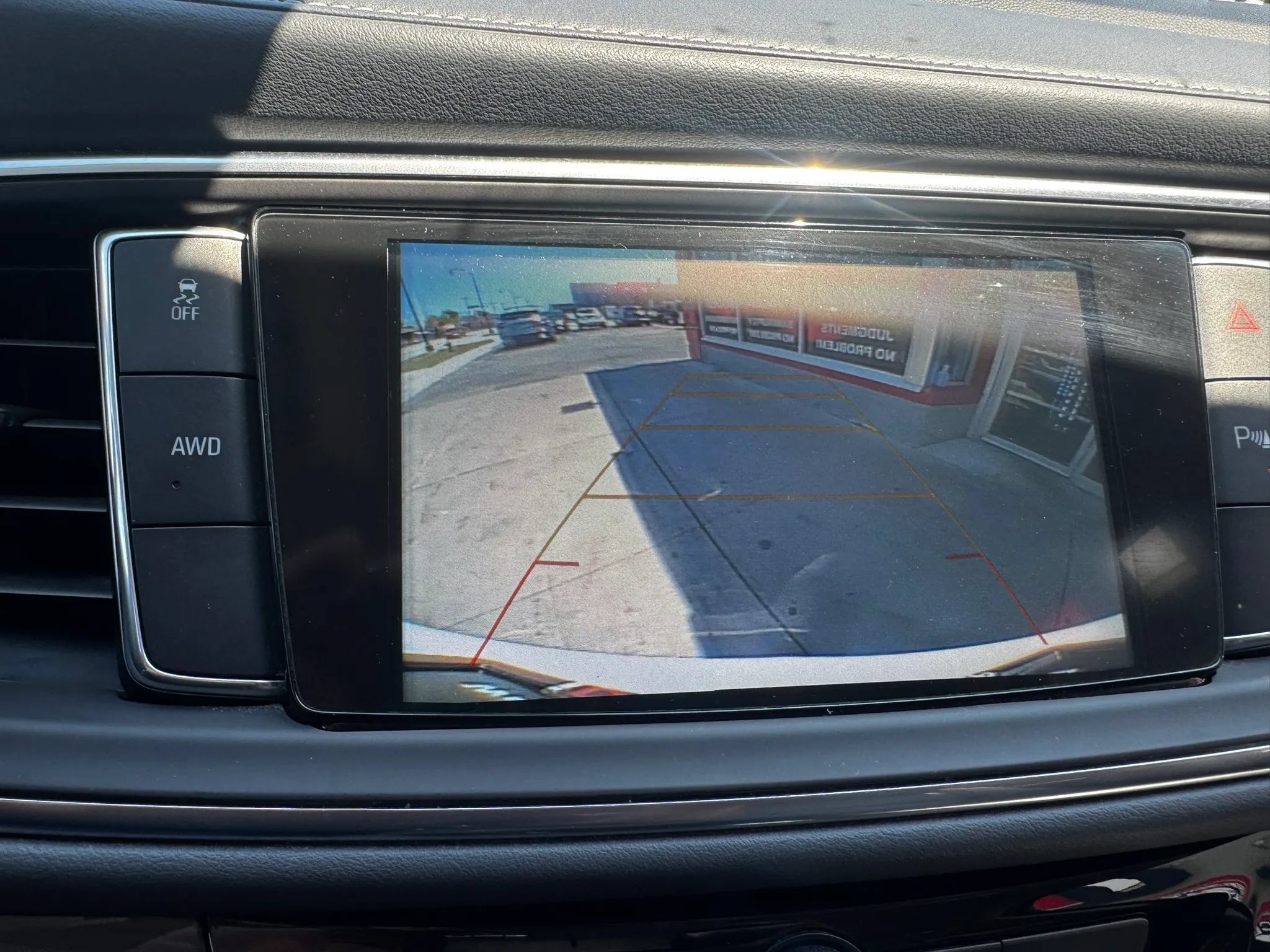Used 2019 Buick Enclave Essence AWD/4WD image 23