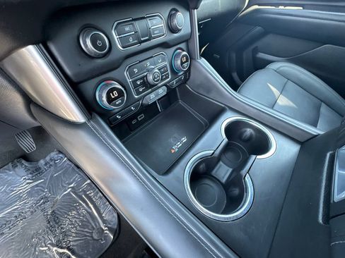 Used 2024 Chevrolet Tahoe LT AWD/4WD image 32