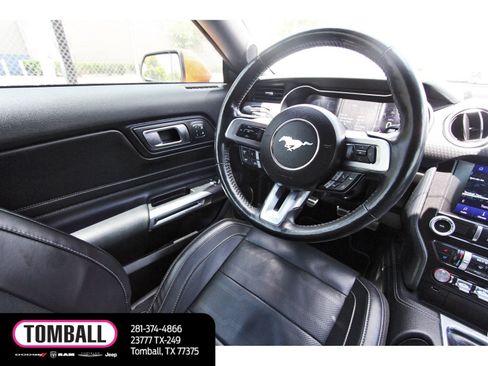 Used 2021 Ford Mustang GT Premium w/ GT Performance Package RWD image 9