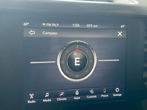 Used 2019 RAM 1500 Laramie image 18