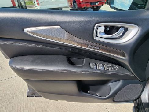 Used 2019 INFINITI QX60 Luxe w/ Essential Package AWD/4WD image 11