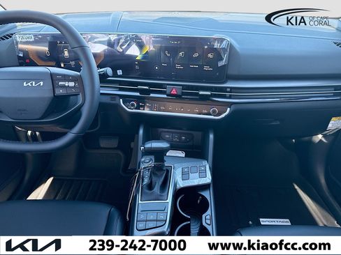 New 2026 Kia Sportage EX image 19