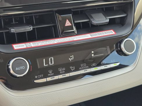 Used 2026 Toyota Corolla LE FWD image 19