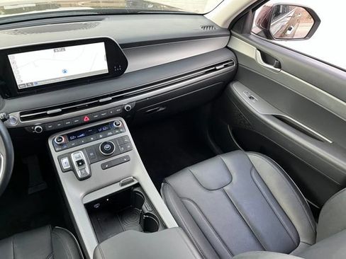 Used 2025 Hyundai Palisade SEL FWD image 8