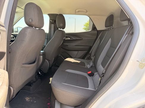 Used 2023 Chevrolet TrailBlazer LT w/ Convenience Package FWD image 5