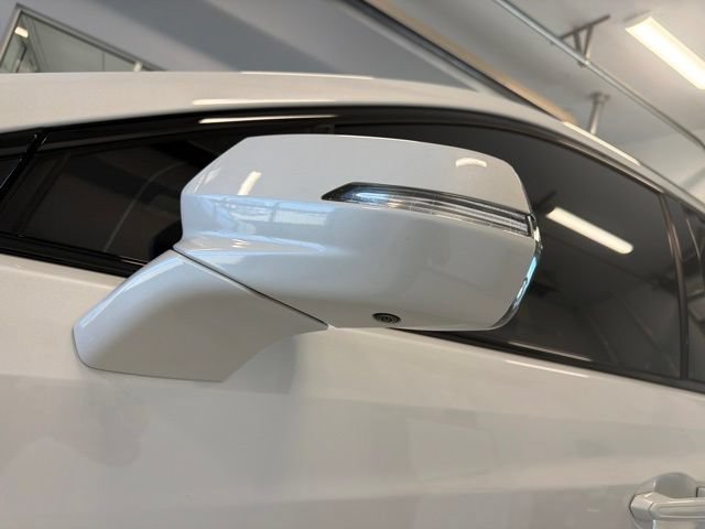 Used 2023 Cadillac XT5 Sportv w/ Technology Package AWD/4WD image 11